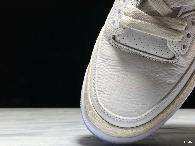 Bmlin Triple Retro 136064-111 Air Jordan White 3 0701